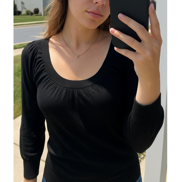 The Limited Black 3/4 Sleeve Light Sweater Top Women’s XS - Picture 8 of 8